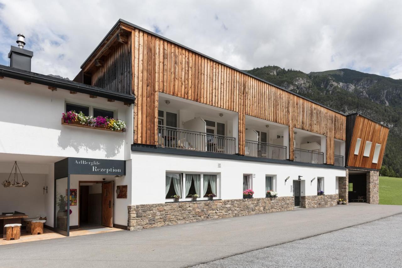 Arlberglife Ferienresort Pettneu am Arlberg Eksteriør bilde