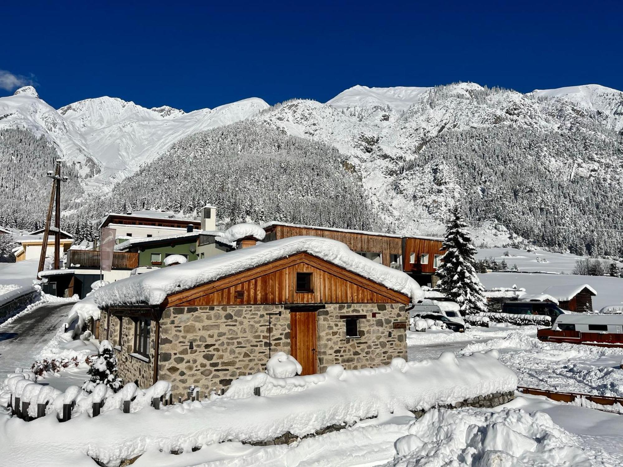Arlberglife Ferienresort Pettneu am Arlberg Eksteriør bilde